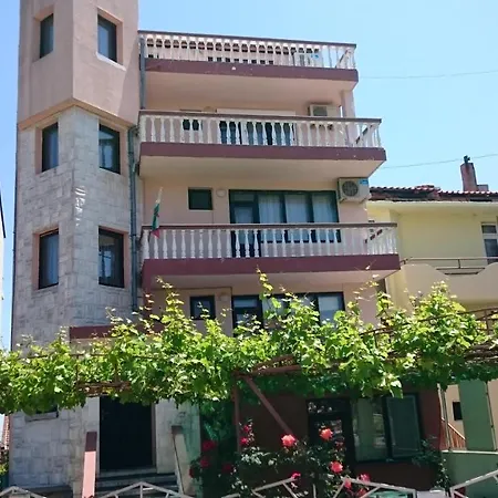 Guest house Zora Sozopol
