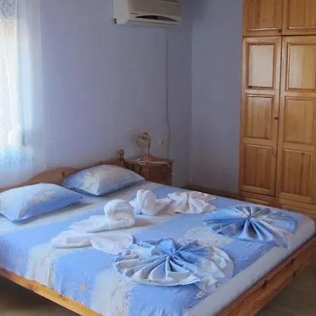 Guest house Zora